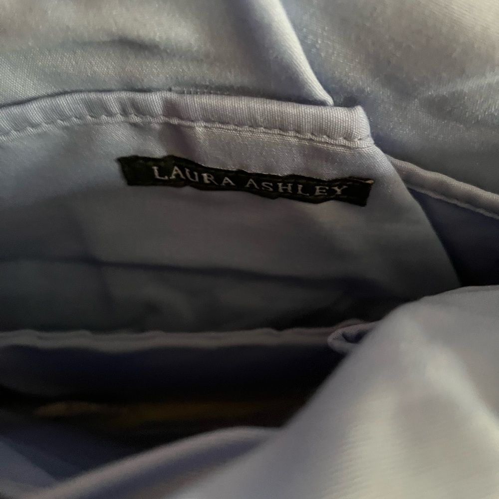 LAURA ASHLEY Quitted FLOWERS SHOULDER BAG -NWT - Picture 7 of 7